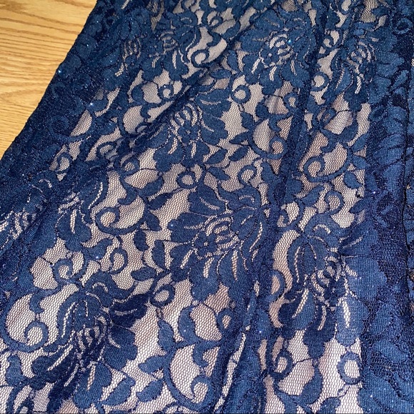 Navy blue holster lace fitted prom dress - Picture 7 of 7